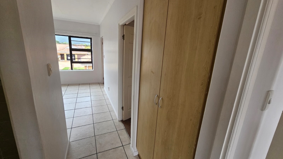 To Let 2 Bedroom Property for Rent in George East Western Cape